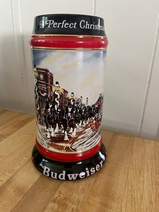 Anheuser-Busch BUDWEISER Stein (1992) Holiday Series a Perfect Christmas